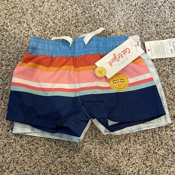 NWT Bundle of infant swim trunks 0-3 month AND 3-6M - Picture 10 of 10